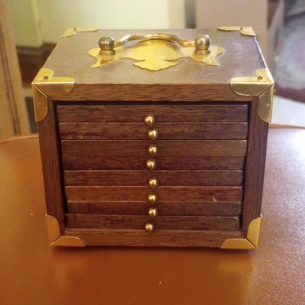 Vintage Wood & Brass 8 Coaster Set in Decorative Caddy - Picture 2 of 8